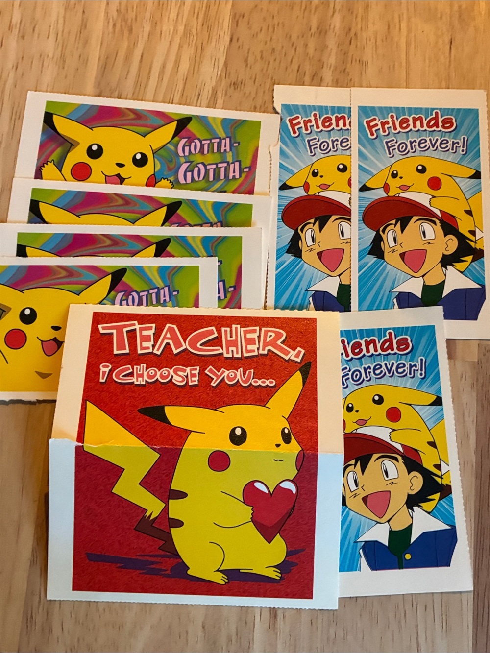 Vintage Pokémon Valentines Cards- 1998 lot of 8